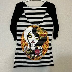 Extra large three-quarter sleeve T-shirt